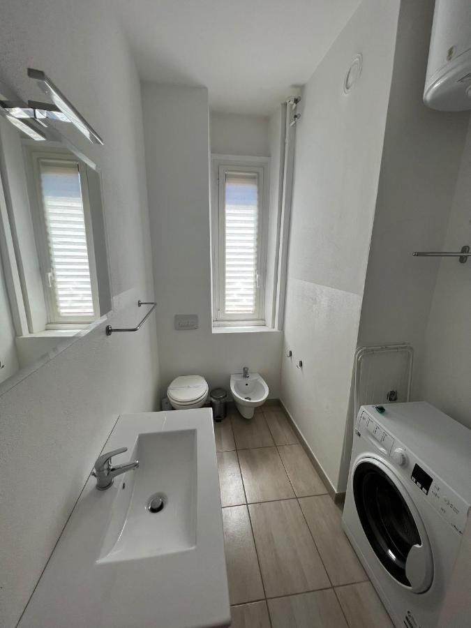 Apartment Via Treviso 6 Милан Экстерьер фото