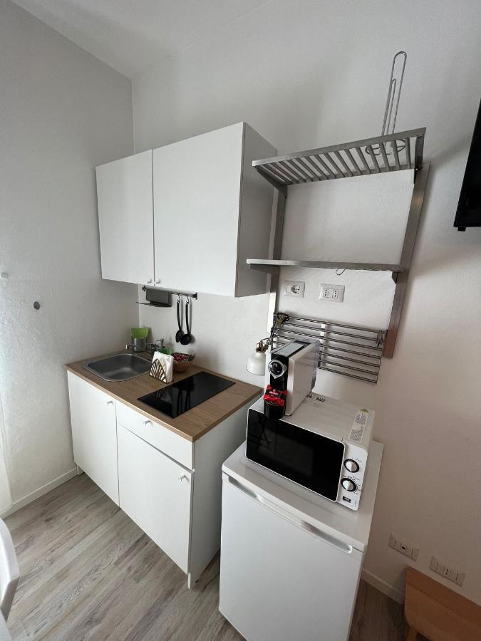 Apartment Via Treviso 6 Милан Экстерьер фото